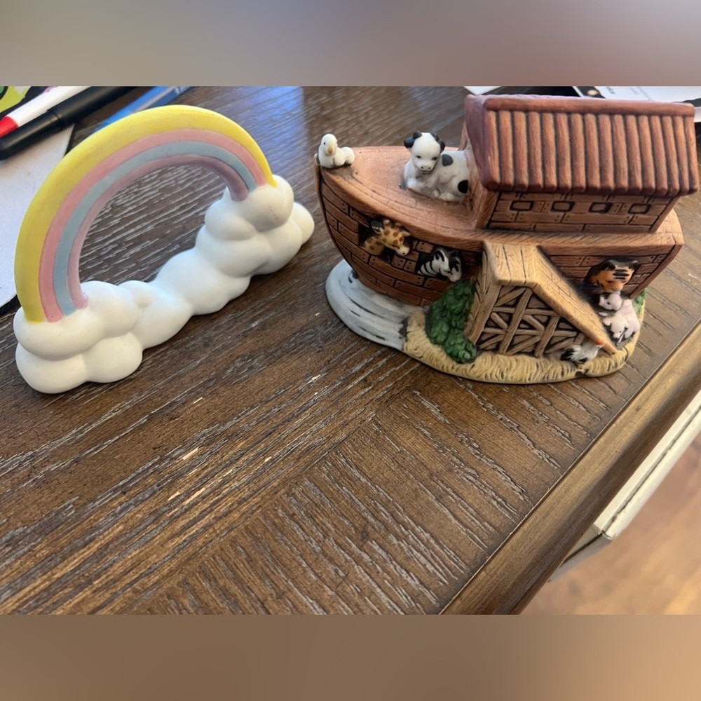 Homco Noah’s Ark with Rainbow Porcelain Figurines